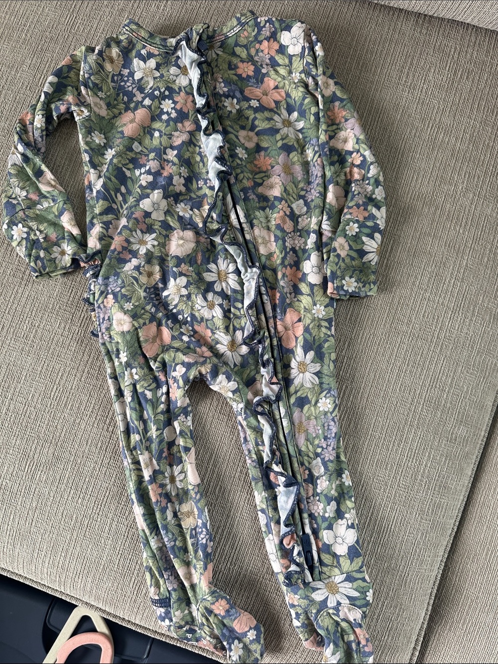 Posh Peanut Floral Footed Pajamas - Blue Green Pink 3-6 M